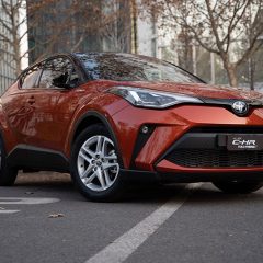 Toyota C-HR: El crossover híbrido que viene a revolucionar el mercado en Chile